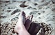 Zalig de voeten in het zomerse strand van Oostapelle, Zeeland